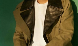 肖战吃瓜爆料李易峰,吃瓜群众沸腾！